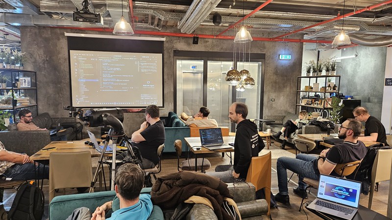 Foto z ContextLoop 6